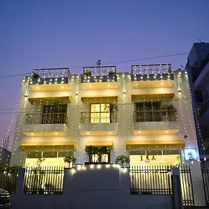 hotel-ganga-graden.hotels-varanasi.com/